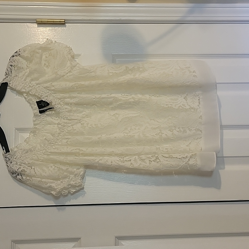 New Directions Women's Top, Size medium